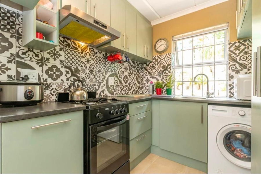 To Let 2 Bedroom Property for Rent in Welcome Glen Western Cape